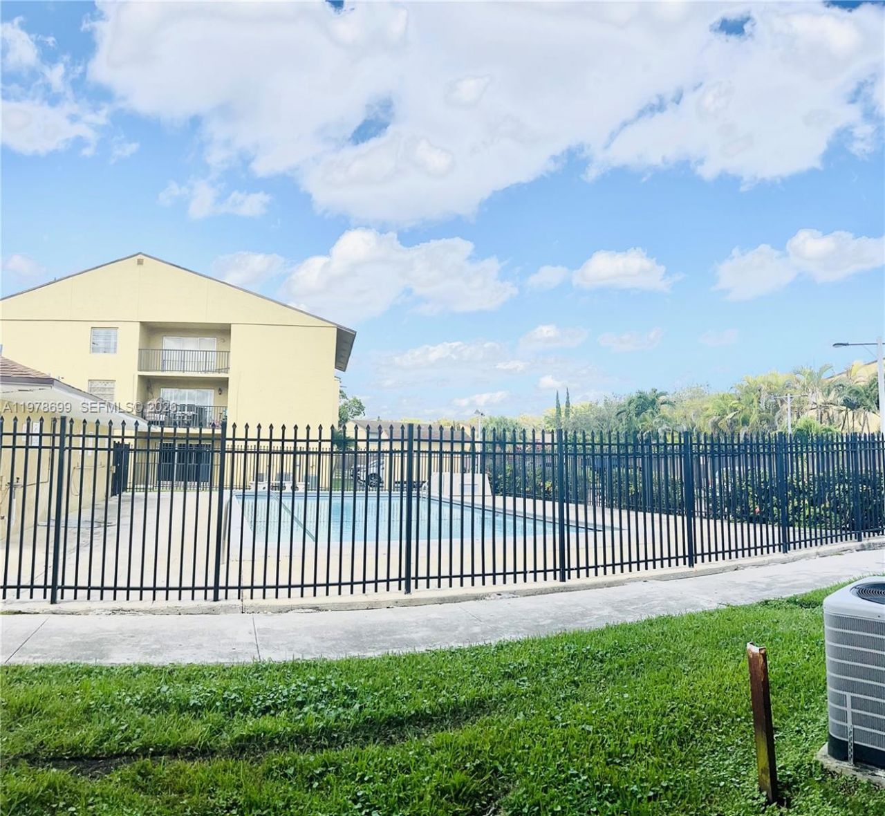 15470 SW 82nd Ln , Unit 316, Miami, FL 33193 Photo