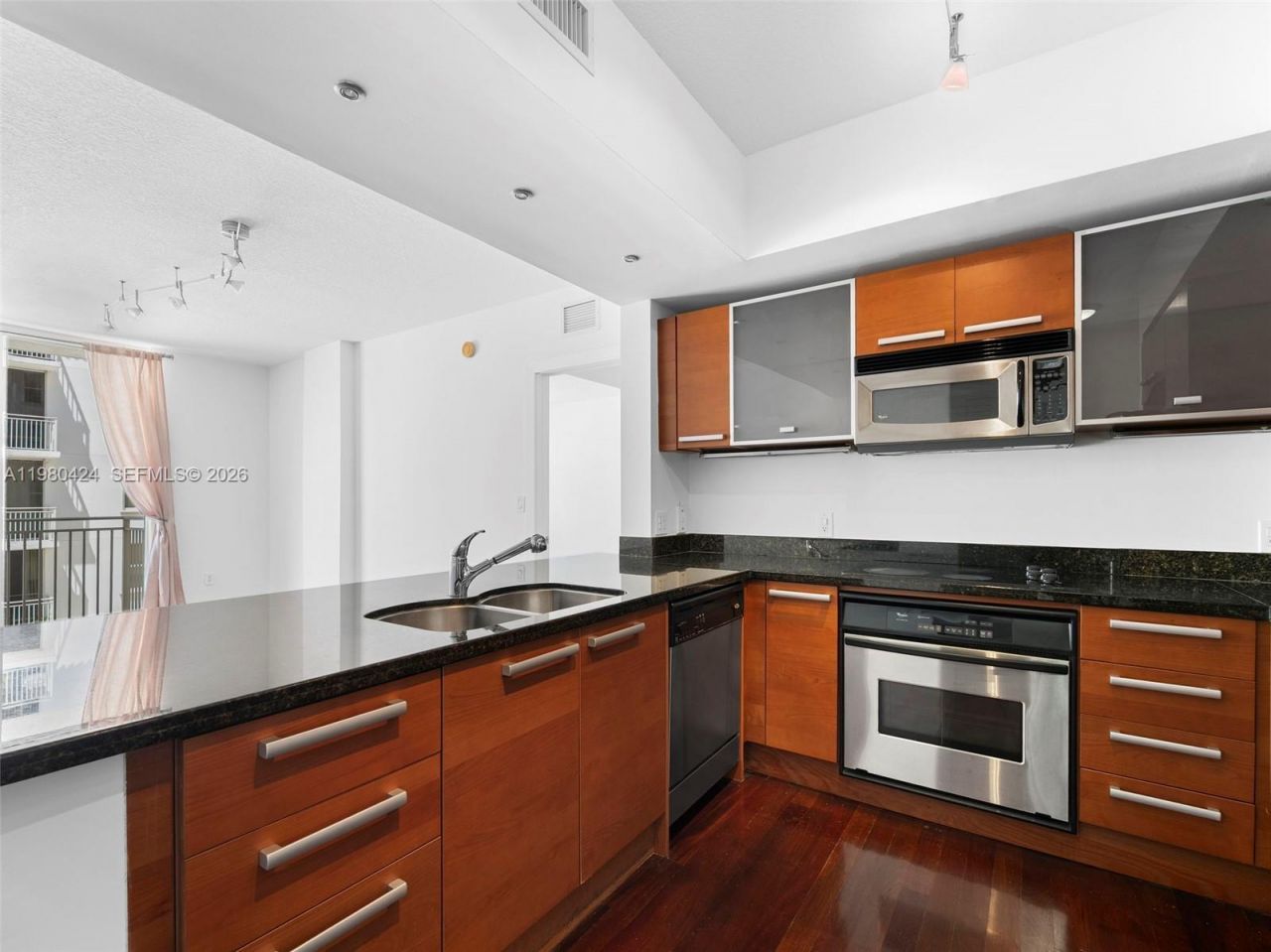 2030 S Douglas Rd, Unit 610, Coral Gables, FL 33134 Photo