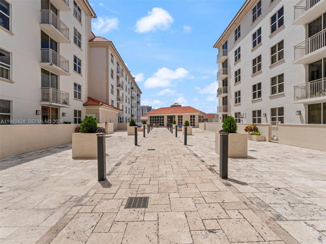 2030 S Douglas Rd, Unit 610, Coral Gables, FL 33134 Photo