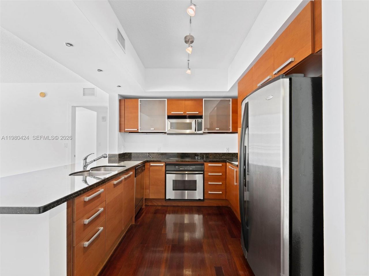 2030 S Douglas Rd, Unit 610, Coral Gables, FL 33134 Photo