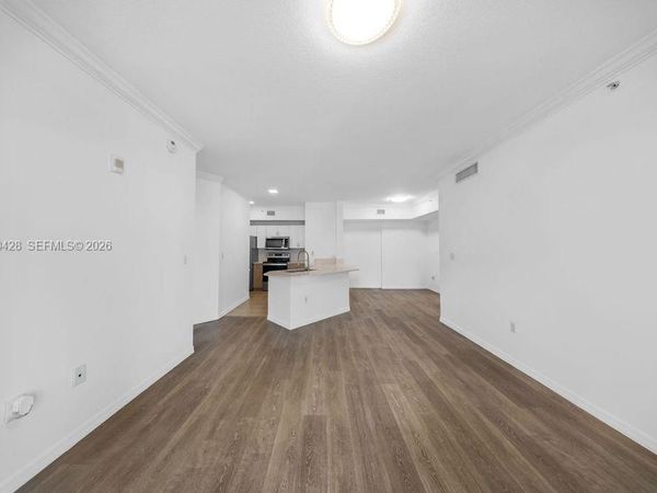 9172 Collins Ave , Unit 212, Surfside, FL 33154