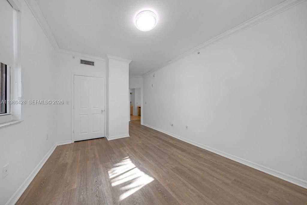 9172 Collins Ave , Unit 212, Surfside, FL 33154 Photo