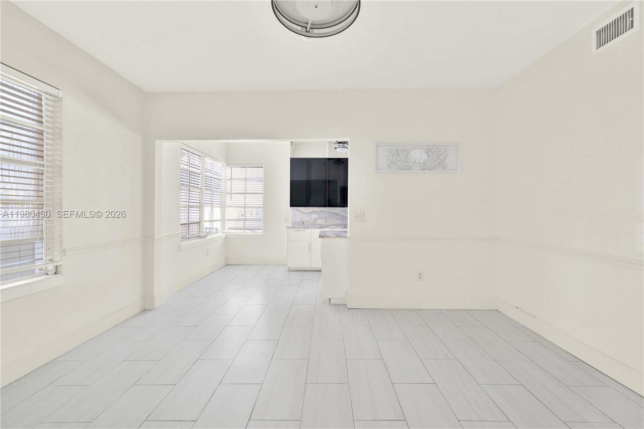 610 8th St, Unit 102, Miami Beach, FL 33139 Photo