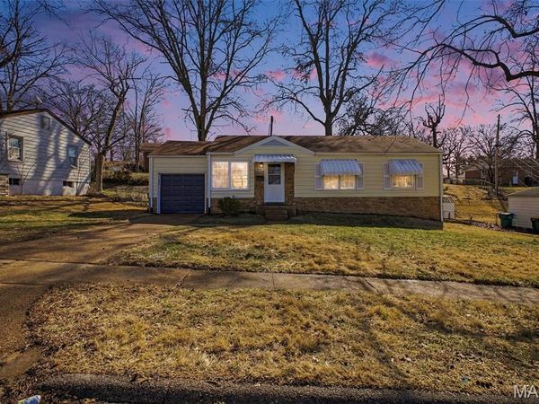 10454 Coburg Lands Drive , St Louis, MO 63137