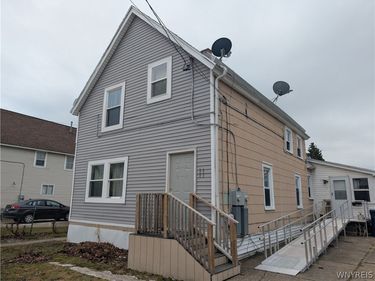 11 Pembina Street, Buffalo, NY 14220