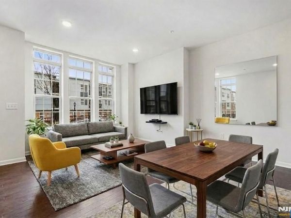 68 Leahy Drive 4904, Unit 4904, WOOD RIDGE, NJ 07075