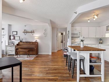 78 10th Street E, Unit 402, Saint Paul, MN 55101