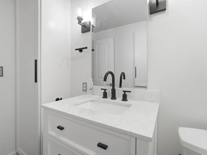 2334 Hardesty Court , Unit I5, Columbus, OH 43204 Photo 25