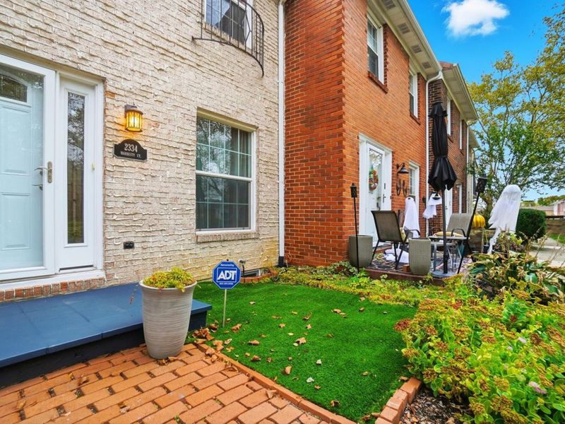 2334 Hardesty Court , Unit I5, Columbus, OH 43204 Photo 4