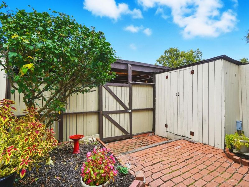 2334 Hardesty Court , Unit I5, Columbus, OH 43204 Photo 45