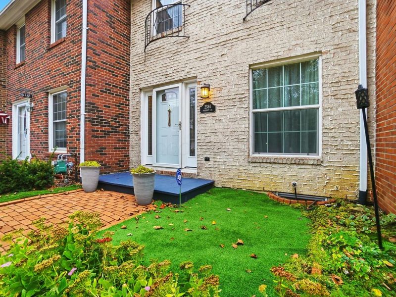 2334 Hardesty Court , Unit I5, Columbus, OH 43204 Photo 5