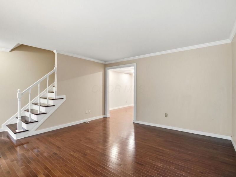 2334 Hardesty Court , Unit I5, Columbus, OH 43204 Photo 8