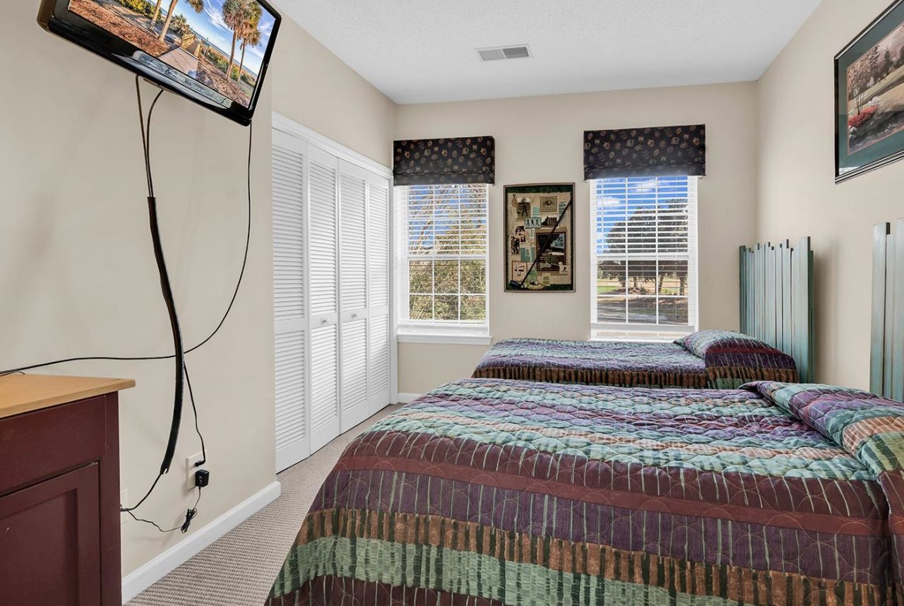 4565 Girvan Dr. Photo 21