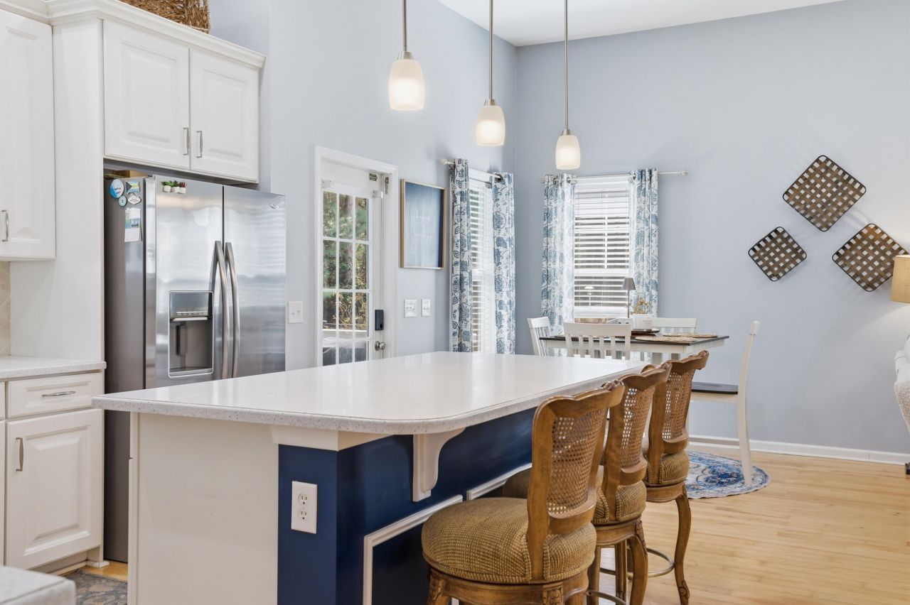 933 Refuge Way Photo 26