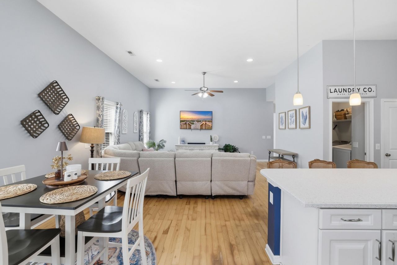 933 Refuge Way Photo 28