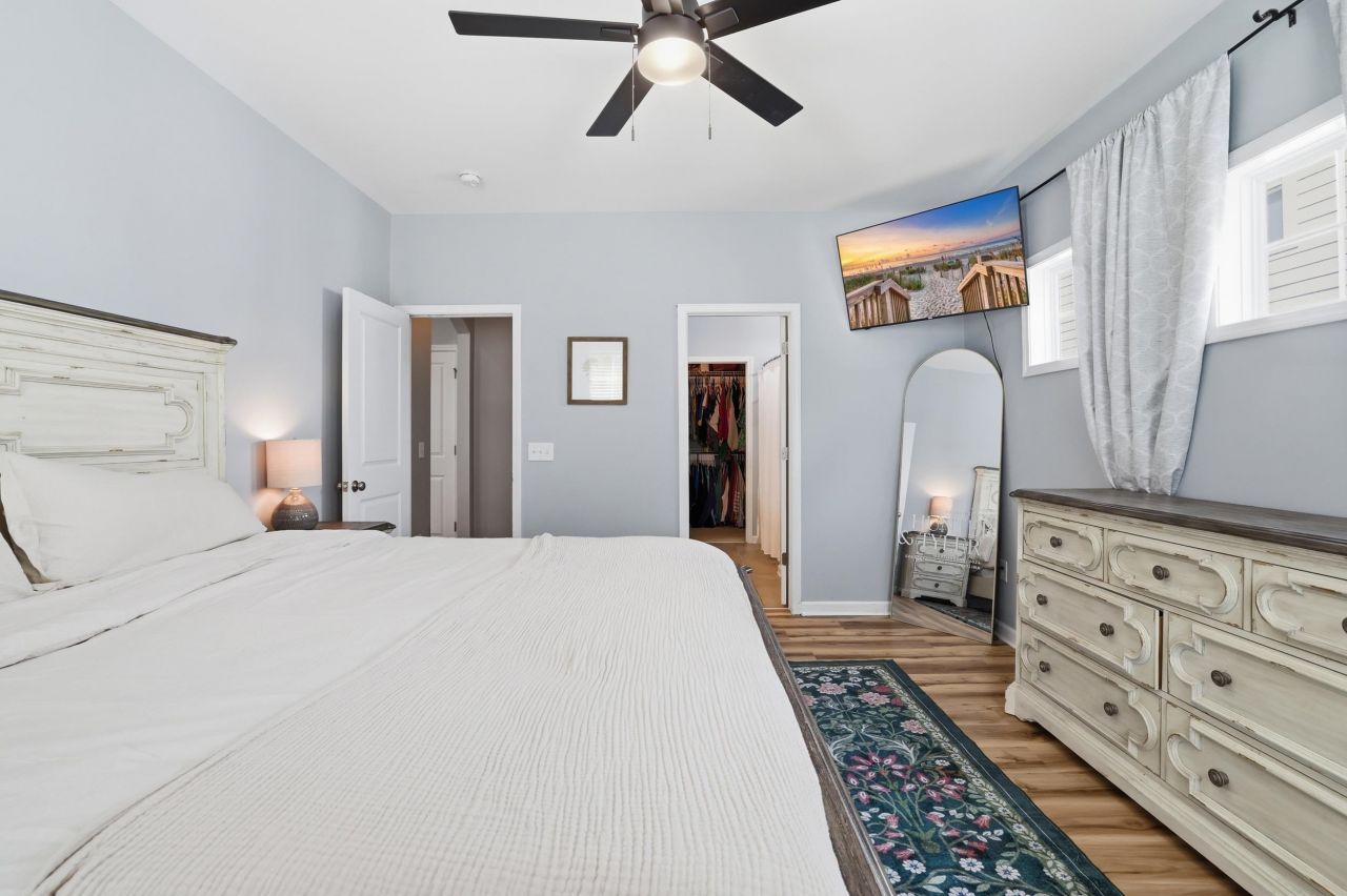 933 Refuge Way Photo 32