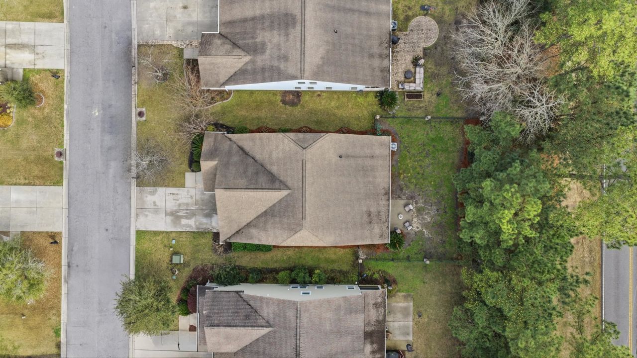 933 Refuge Way Photo 43