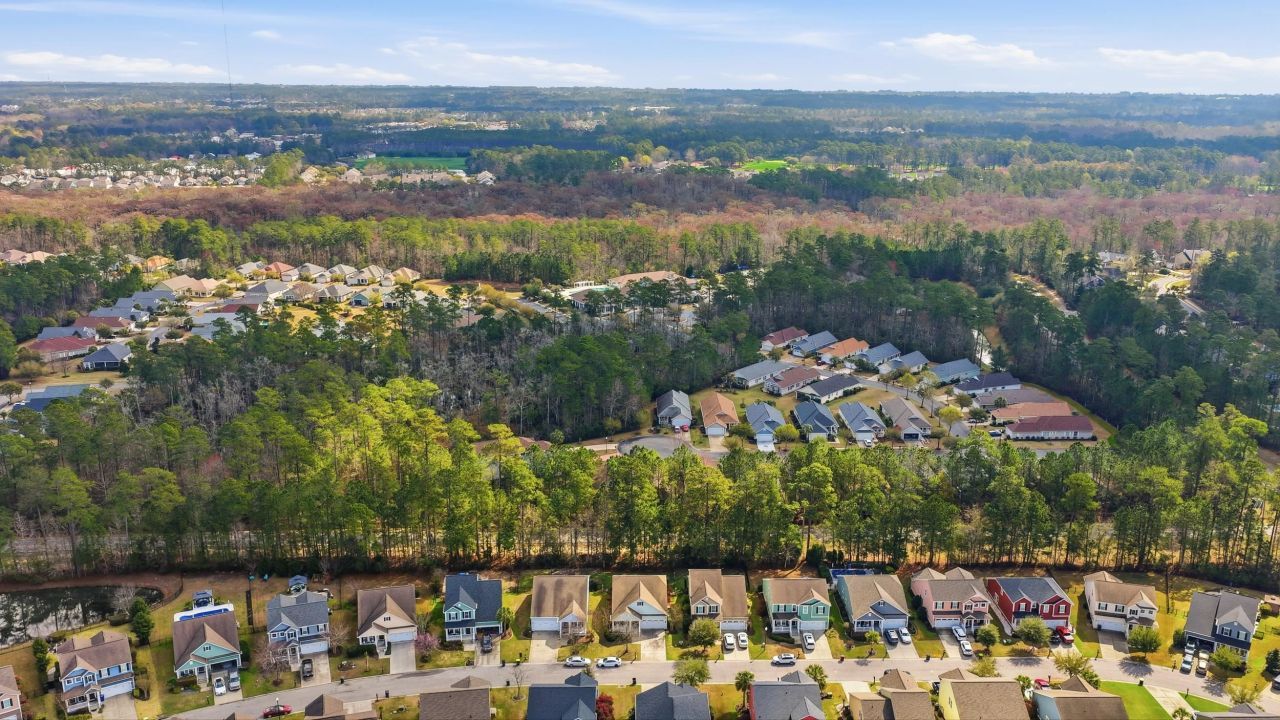 933 Refuge Way Photo 45