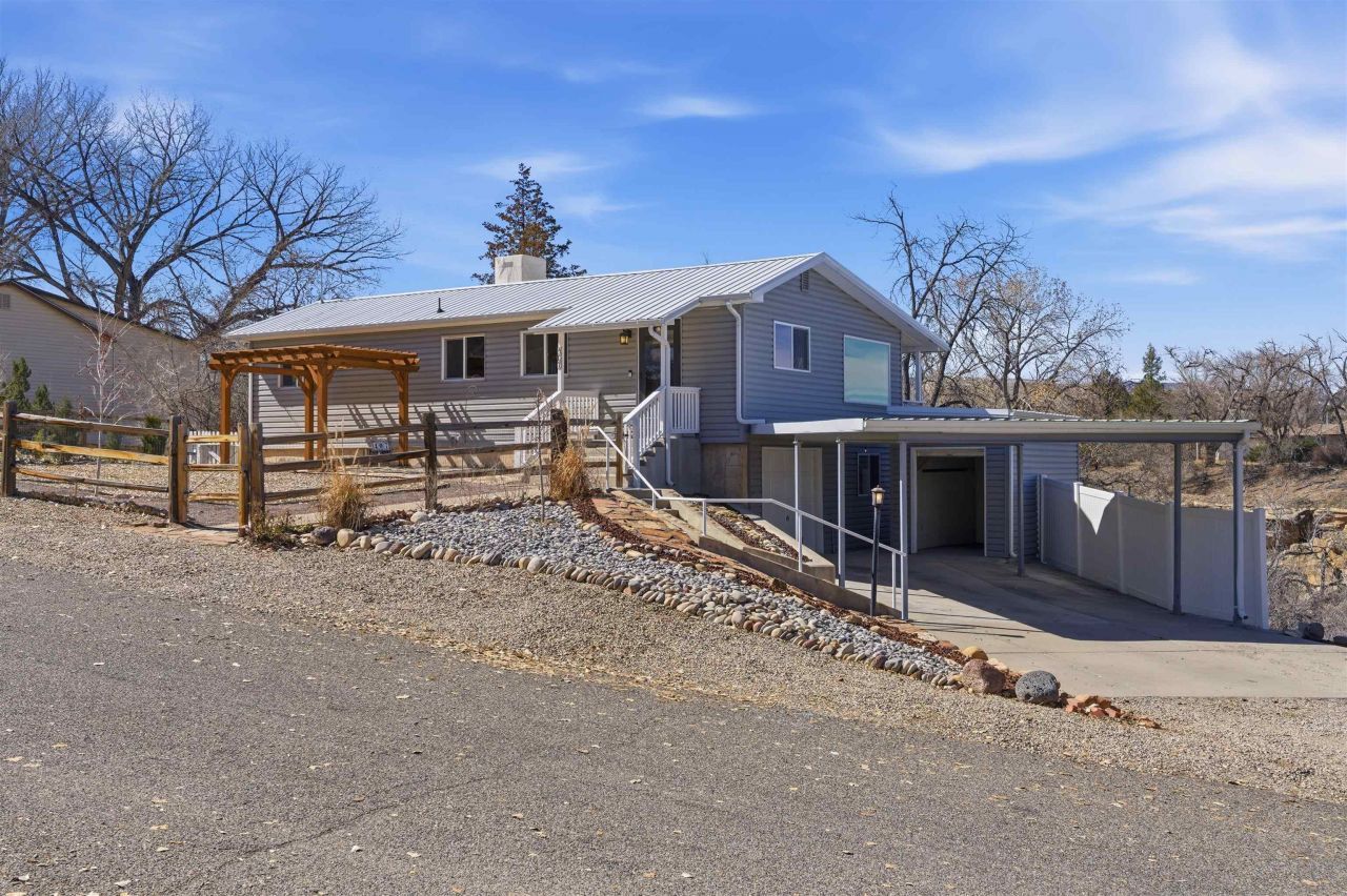 407 Dressell Drive, Grand Junction, CO 81507 Main Photo