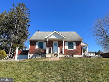 1062 JEFFERSON STREET, RED HILL, PA 18076