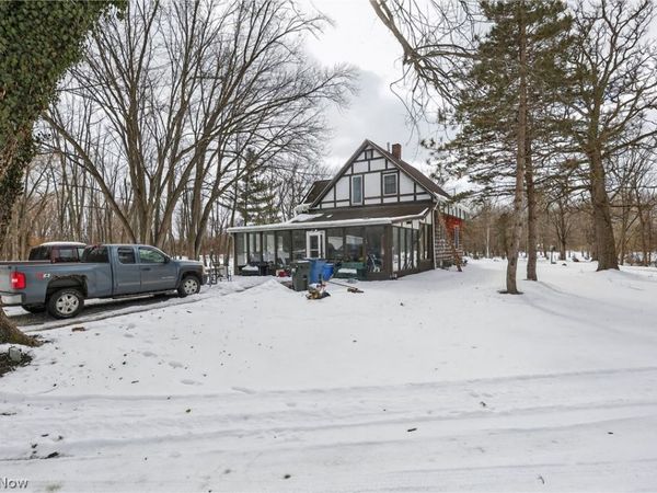 9491 Root Road , North Ridgeville, OH 44039