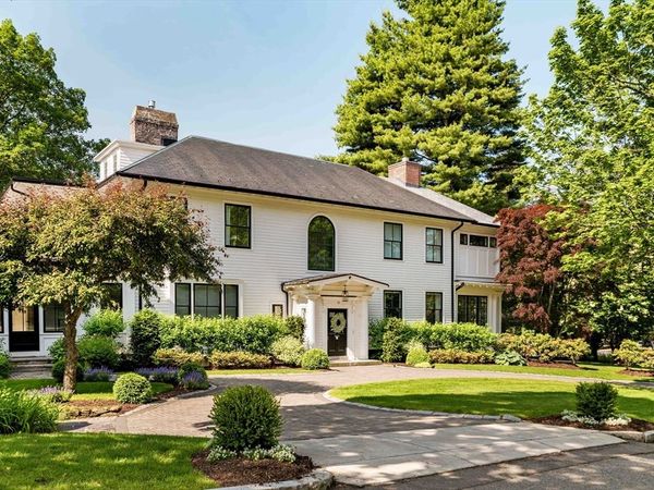 15 Farlow Rd, Newton, MA 02458