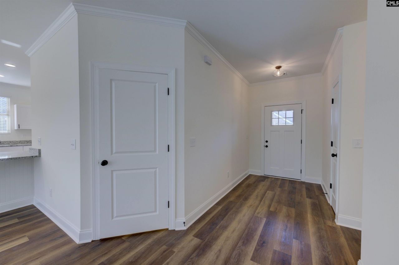 337 Hester Court Photo 4