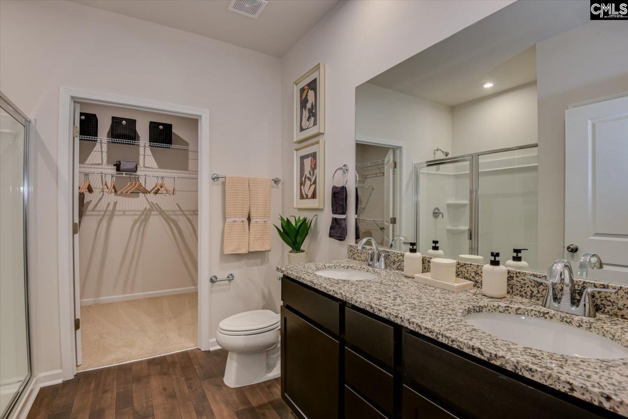 470 Lady Liberty Way  Photo 19