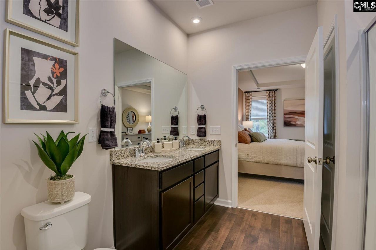 509 Chrome Horse Lane  Photo 20