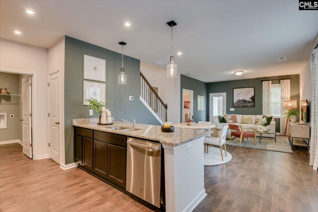 509 Chrome Horse Lane  Photo 9