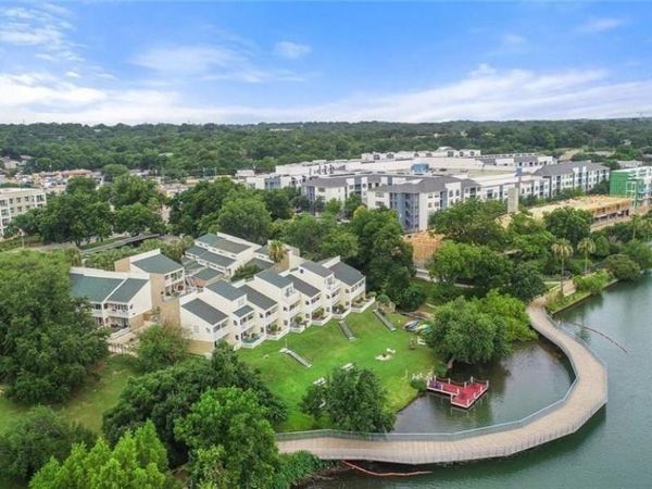 1818 S Lakeshore DR, Unit 7, Austin, TX 78741