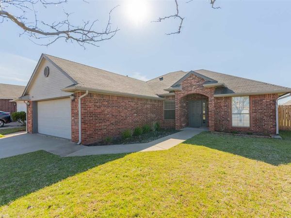 2106 N Burdick, Stillwater, OK 00000