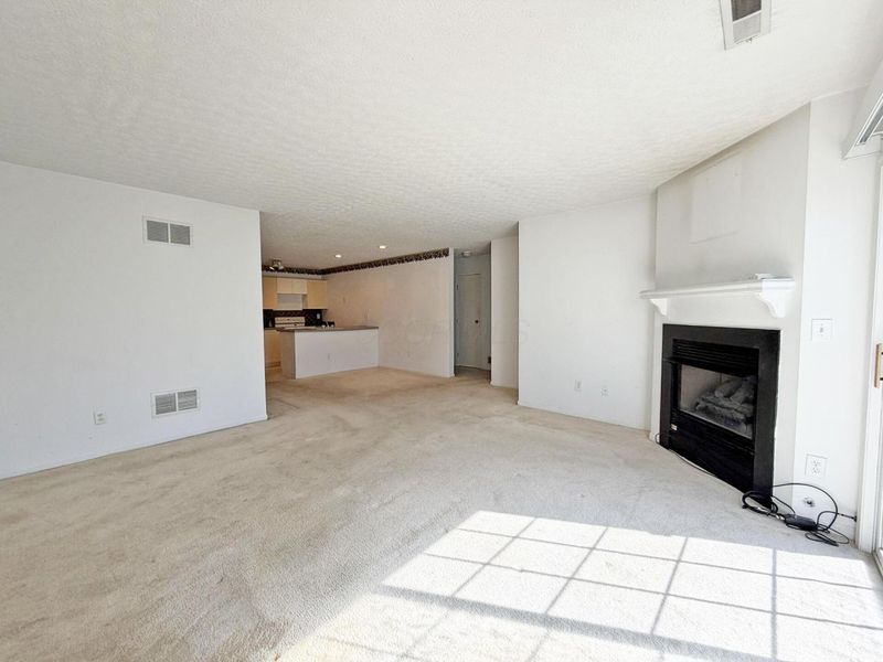 6738 Axtel Drive , Unit 10E, Canal Winchester, OH 43110 Photo 4