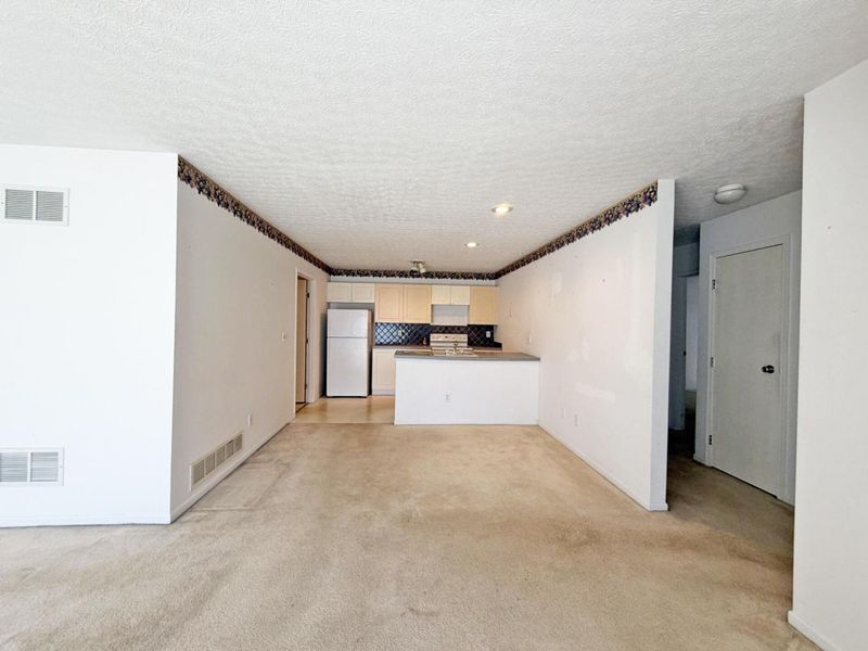 6738 Axtel Drive , Unit 10E, Canal Winchester, OH 43110 Photo 5