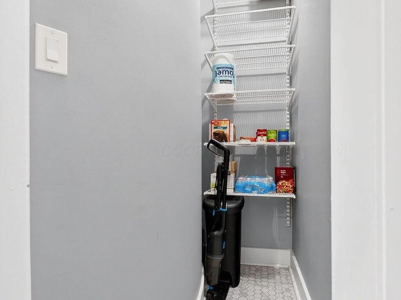 718 Macon Alley, Columbus, OH 43206 Photo 14