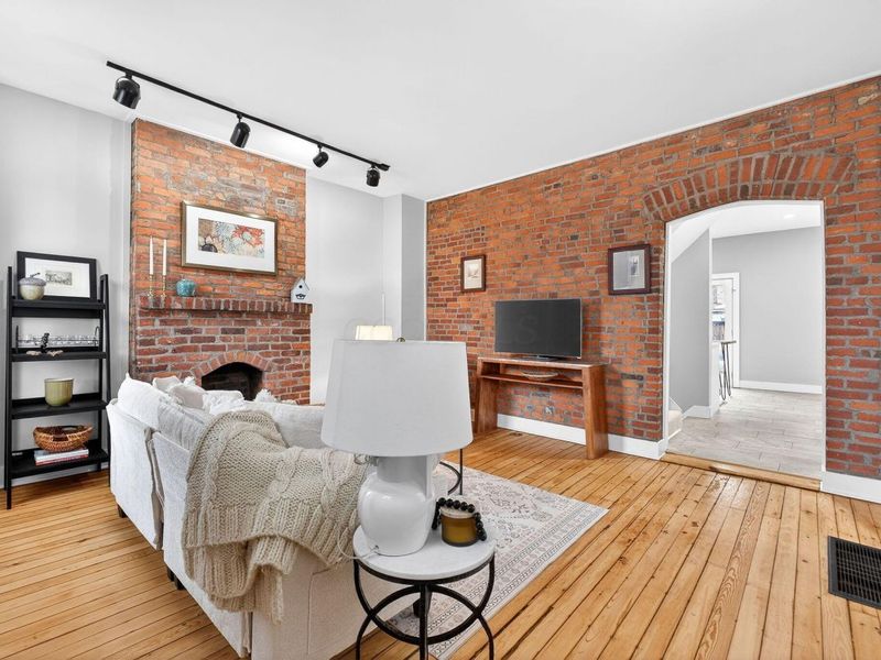 718 Macon Alley, Columbus, OH 43206 Photo 5