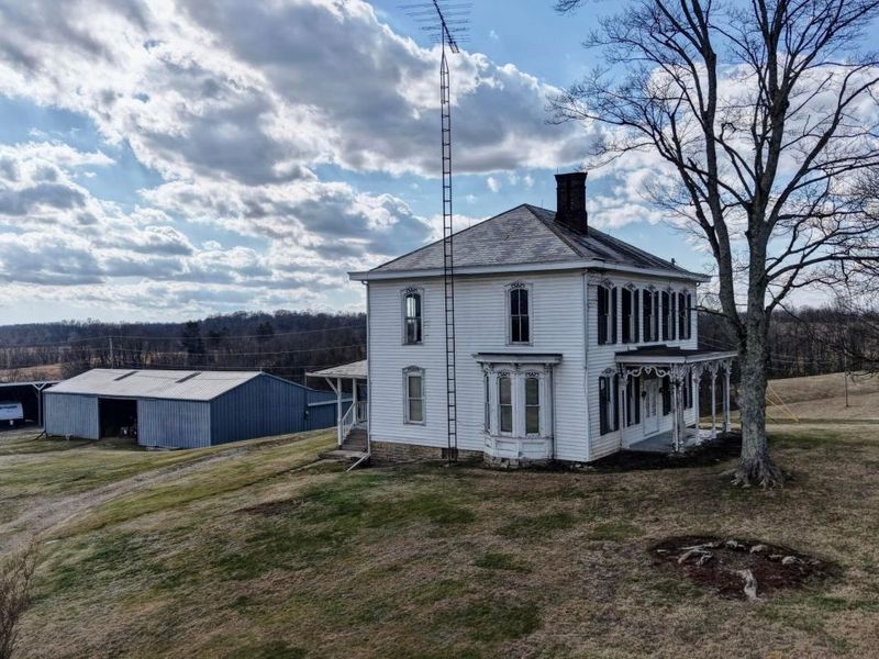 6040 Pinecrest Drive , Zanesville, OH 43701 Photo 11