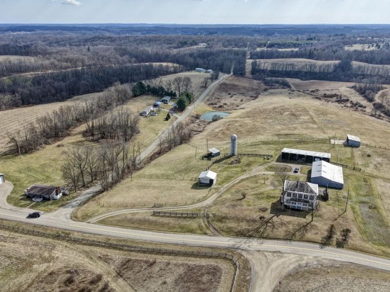 6040 Pinecrest Drive , Zanesville, OH 43701 Photo 9