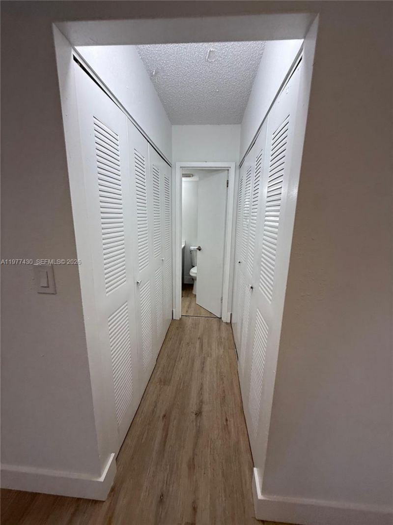 5911 Washington St, Unit 103, Hollywood, FL 33023 Photo