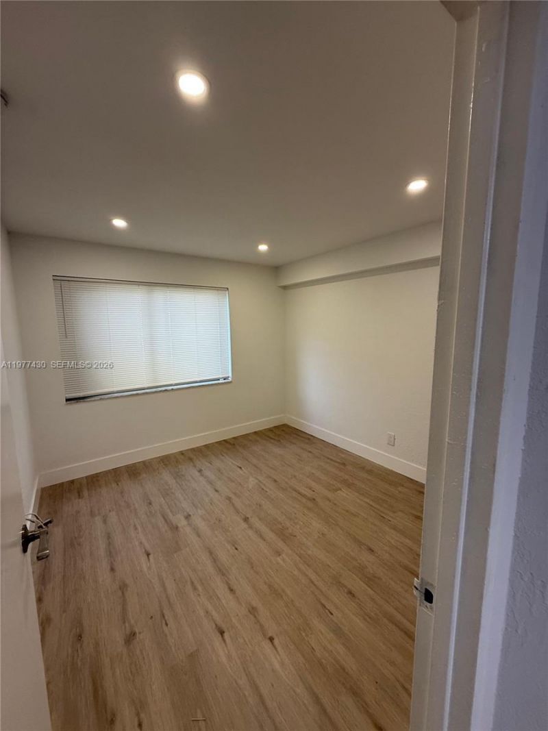 5911 Washington St, Unit 103, Hollywood, FL 33023 Photo