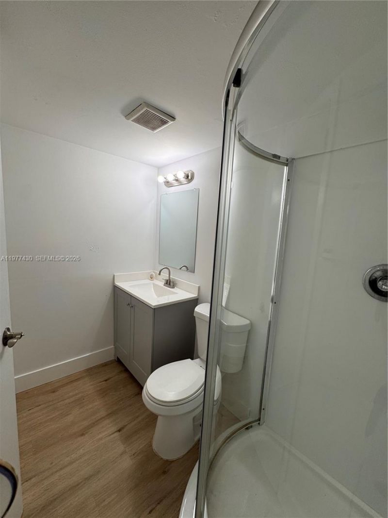 5911 Washington St, Unit 103, Hollywood, FL 33023 Photo