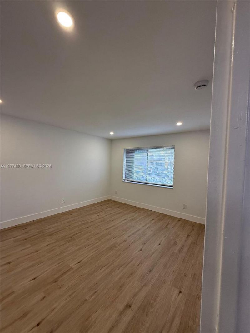 5911 Washington St, Unit 103, Hollywood, FL 33023 Photo