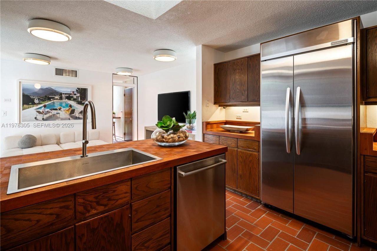 6400 SW 133rd Dr, Pinecrest, FL 33156 Photo