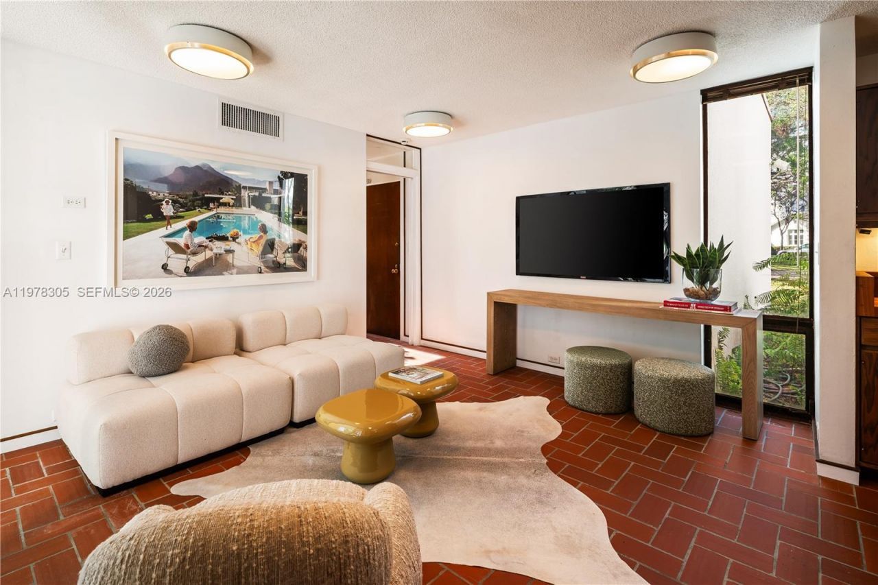 6400 SW 133rd Dr, Pinecrest, FL 33156 Photo