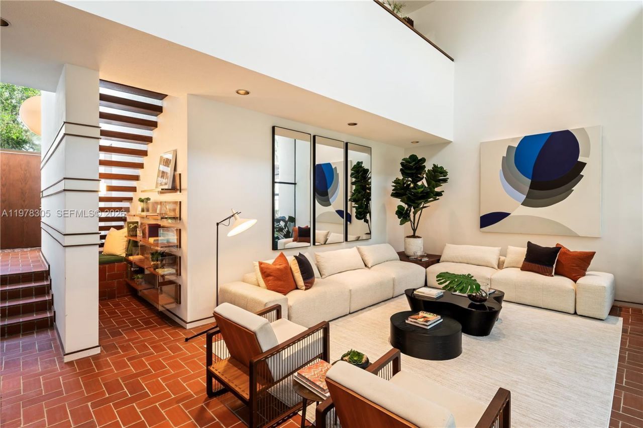 6400 SW 133rd Dr, Pinecrest, FL 33156 Photo