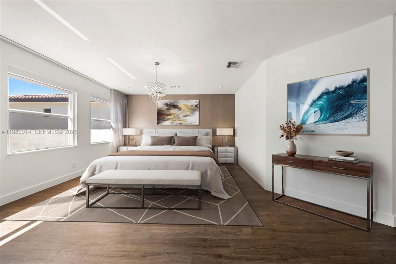 822 Meridian Ln , Hollywood, FL 33019 Photo