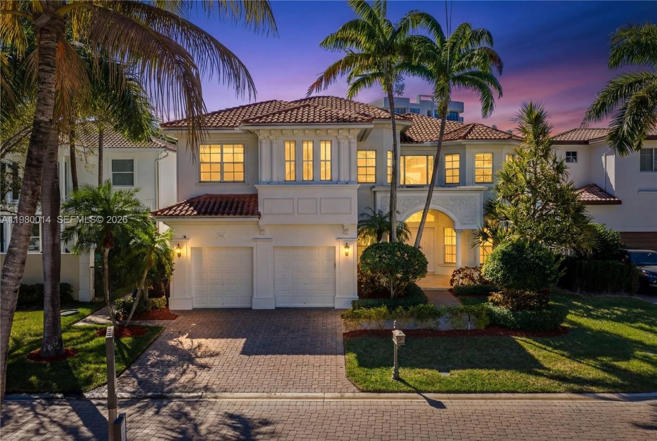 822 Meridian Ln, Hollywood, FL 33019 Photo