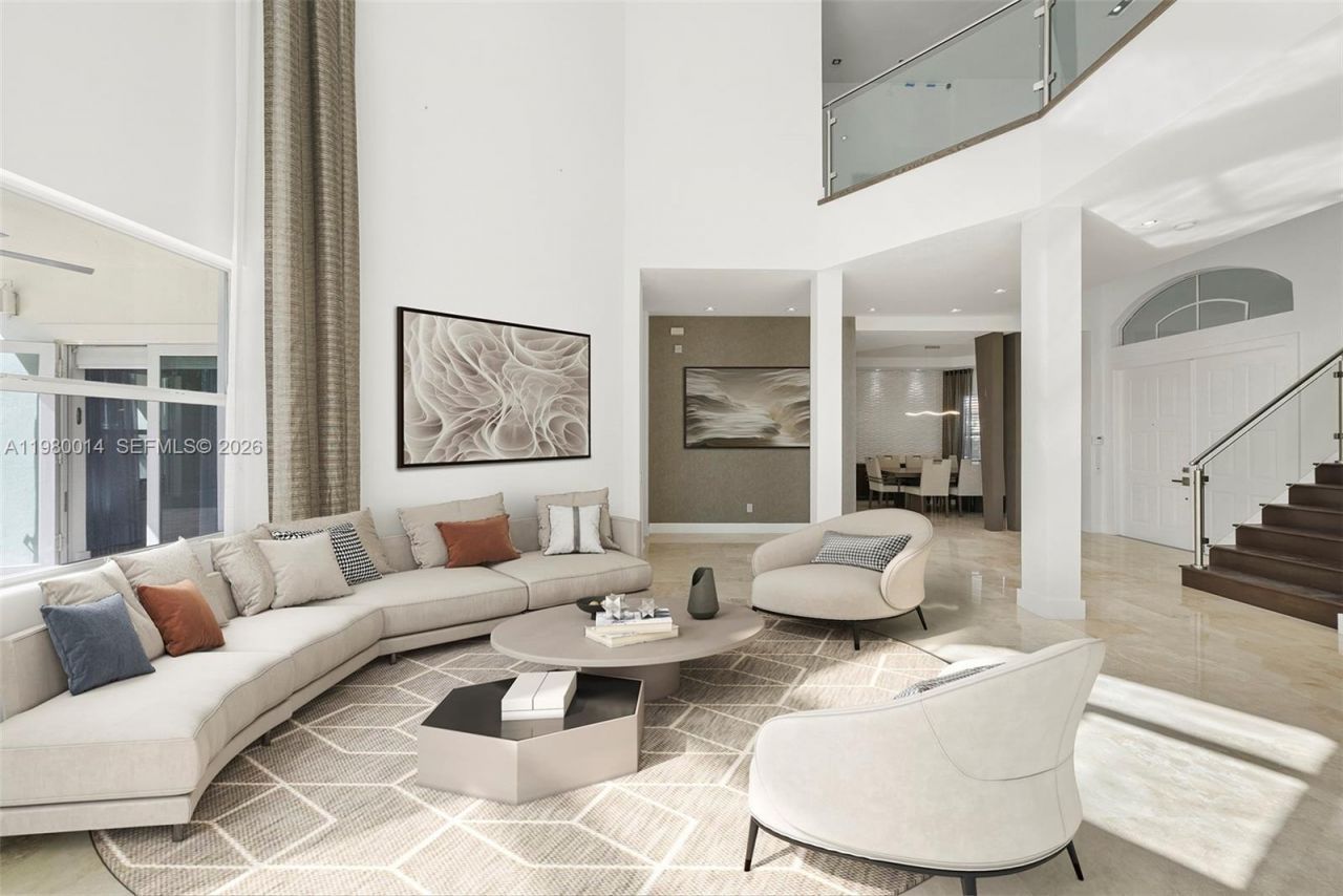 822 Meridian Ln , Hollywood, FL 33019 Photo