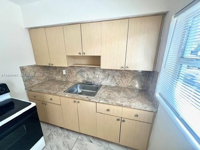 700 NE 85th St , Unit 15, Miami, FL 33138 Photo