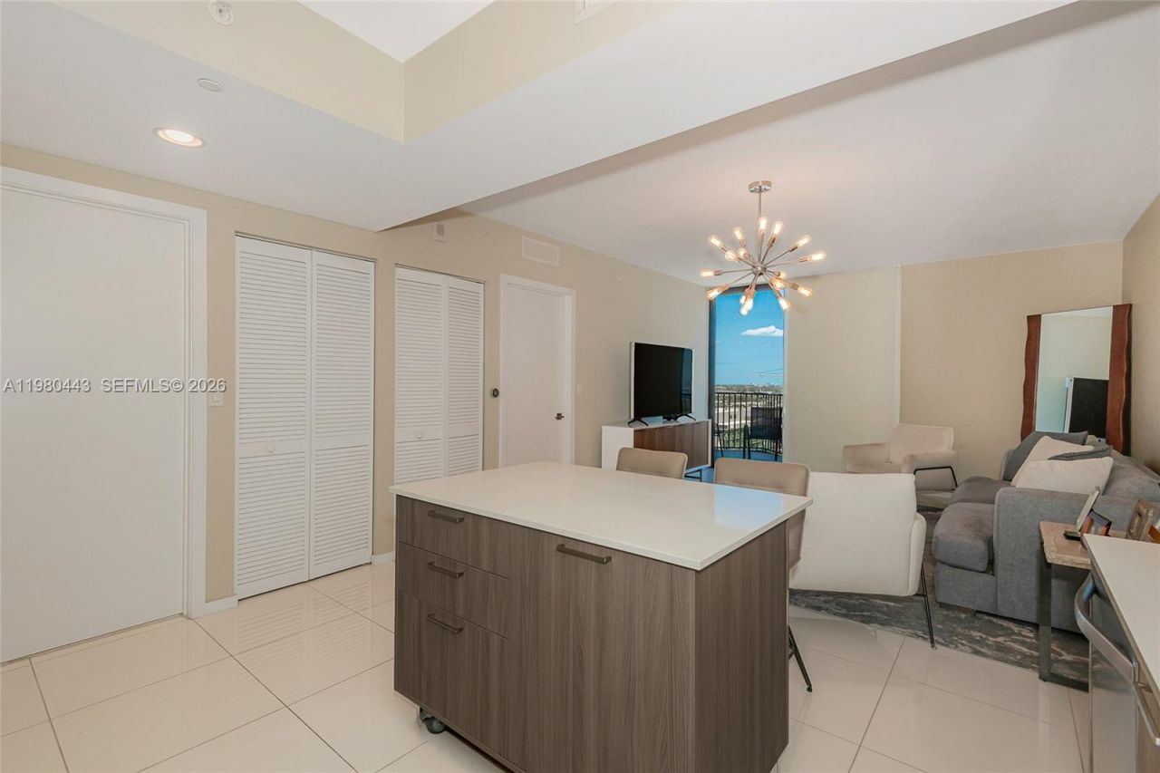 5300 Paseo Blvd, Unit 1707, Doral, FL 33166 Photo